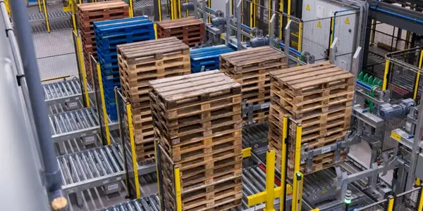 Foto Van Pallets Bij Vergeer Ter Illustratie Van Supply Chain