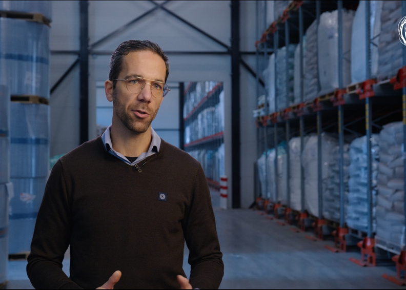 Operations Director Rowdy Van Novades Aan Het Woord